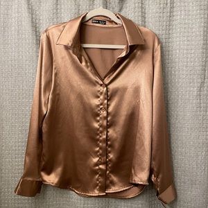 NWOT Bronze Long Sleeve Button Up Blouse